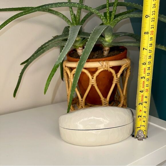 Coach White Oversized Hard Shell Embossed Signature C Glasses Sunglasses Case - Picture 9 of 9